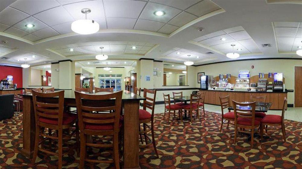 Holiday Inn Express Hotel & Suites Bainbridge By Ihg Bagian luar foto