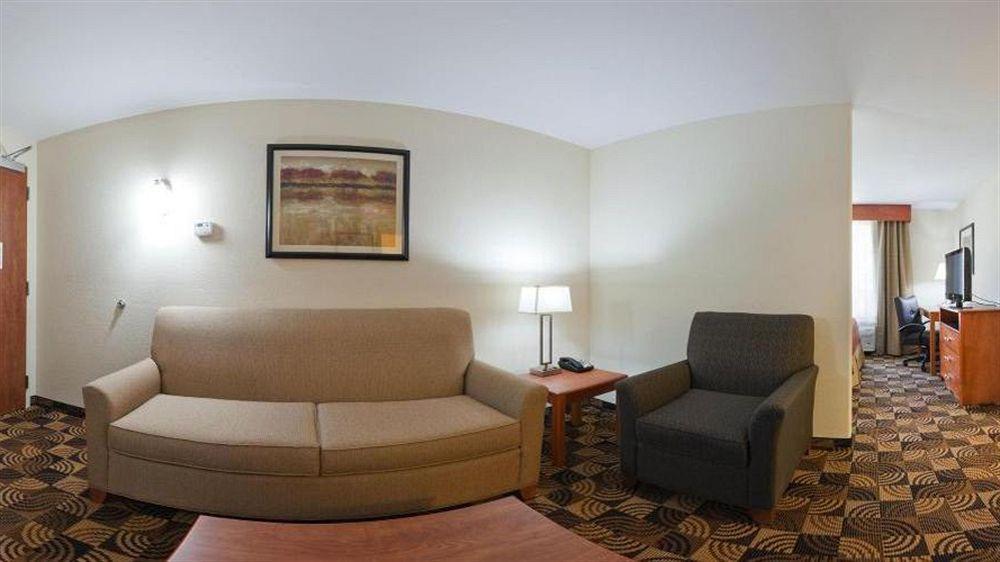 Holiday Inn Express Hotel & Suites Bainbridge By Ihg Bagian luar foto