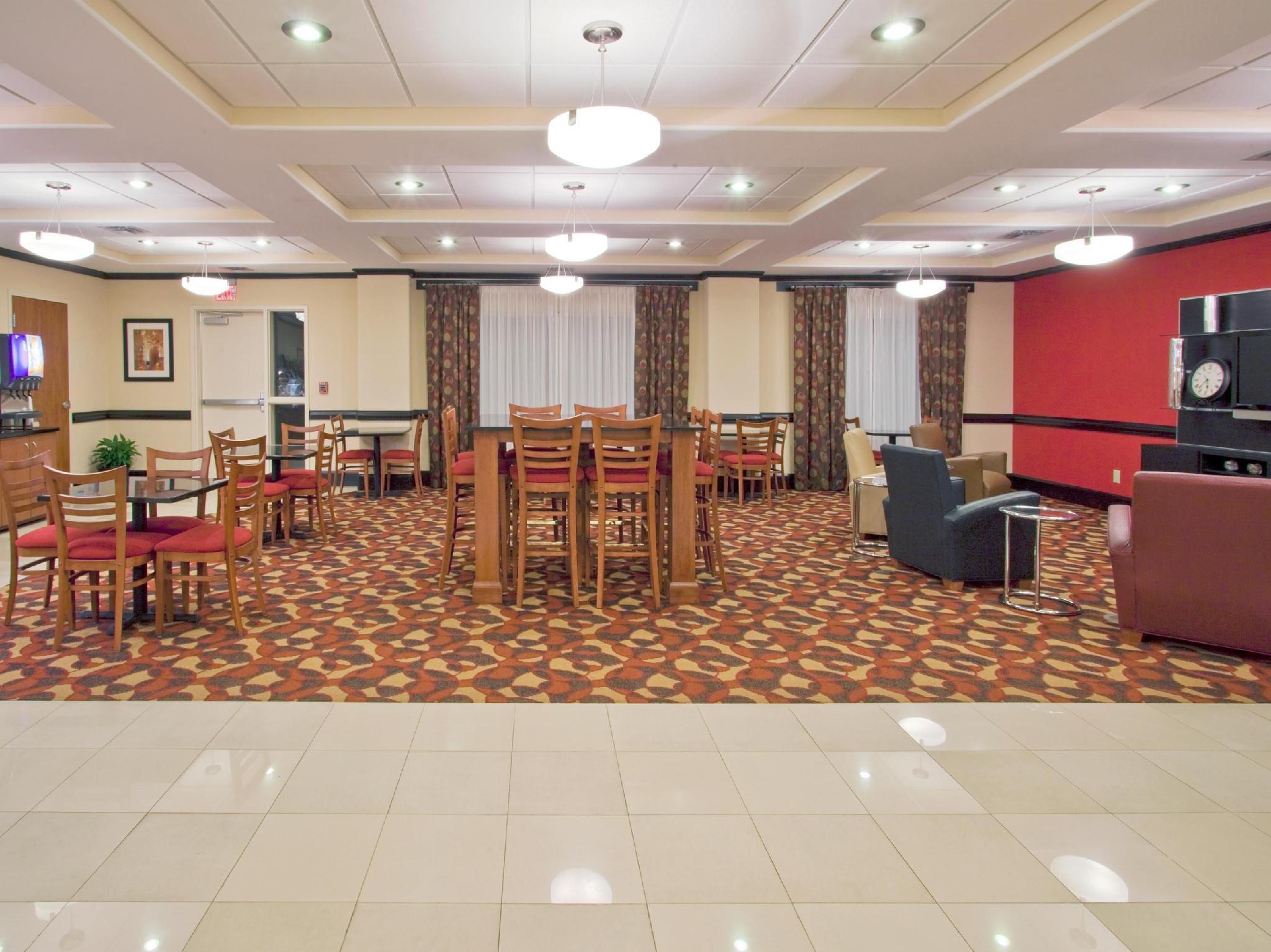 Holiday Inn Express Hotel & Suites Bainbridge By Ihg Bagian luar foto