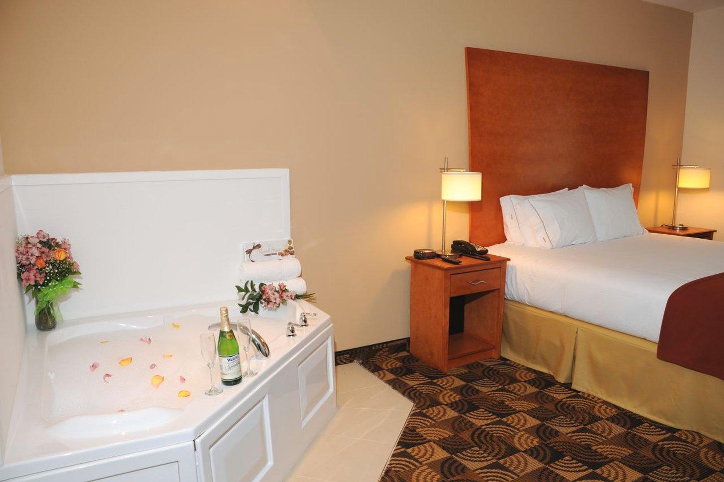 Holiday Inn Express Hotel & Suites Bainbridge By Ihg Bagian luar foto
